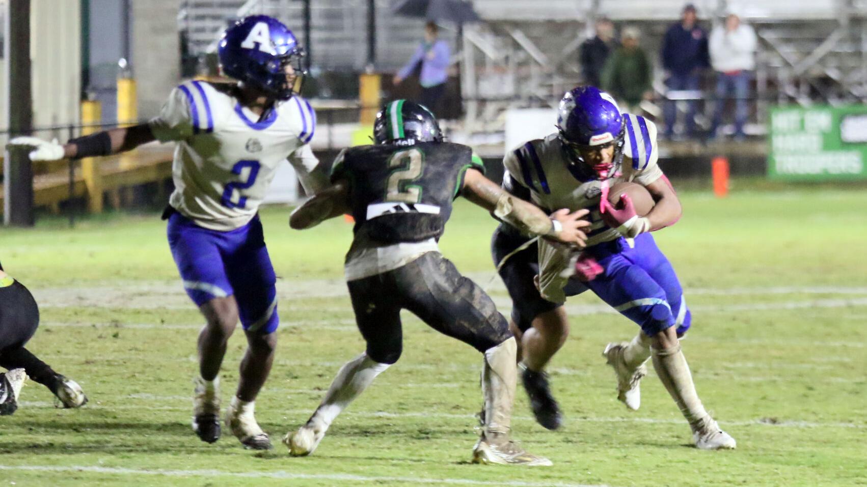 Nightmare on Trooper Street: Bulldogs upset Mooreville in division finale